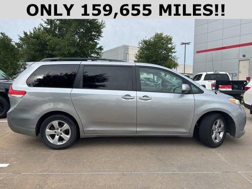 2013 Toyota Sienna LE