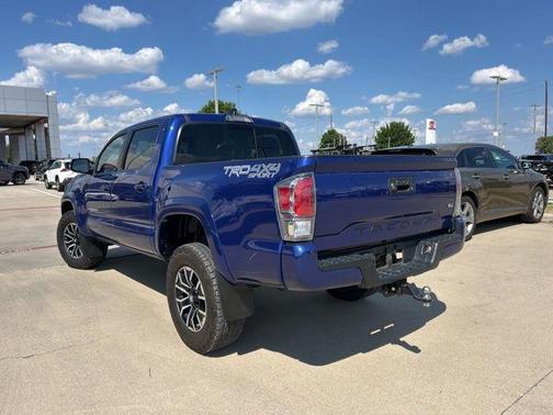 2022 Toyota Tacoma TRD Sport