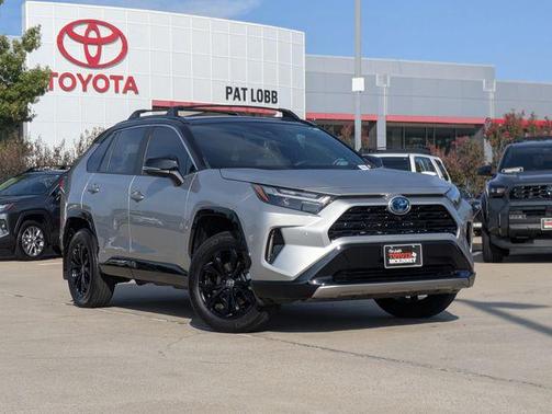 2024 Toyota RAV4 Hybrid SE