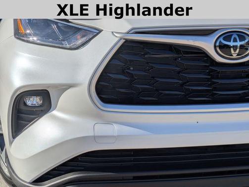 2024 Toyota Highlander XLE