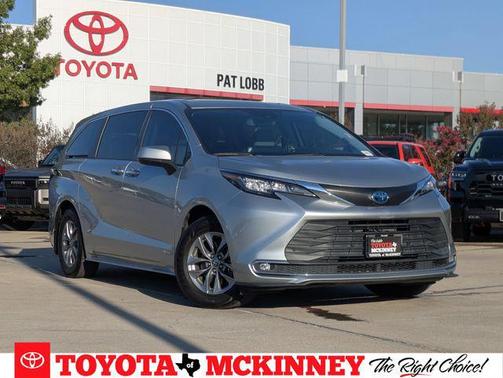 2021 Toyota Sienna XLE 7 Passenger