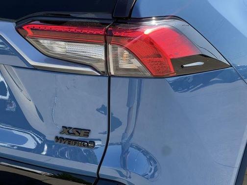 2023 Toyota RAV4 Hybrid XSE