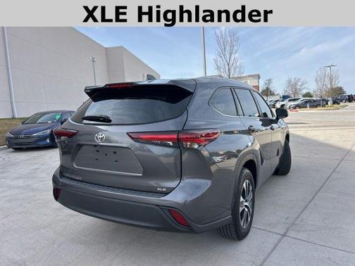 2024 Toyota Highlander XLE