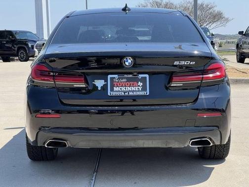 2021 BMW 530e 530e