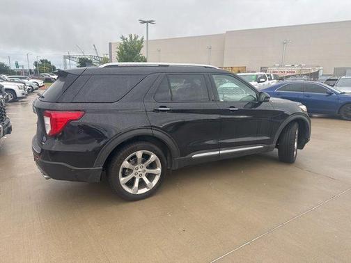 AGATE BLACK METALLIC 2020 Ford Explorer Platinum