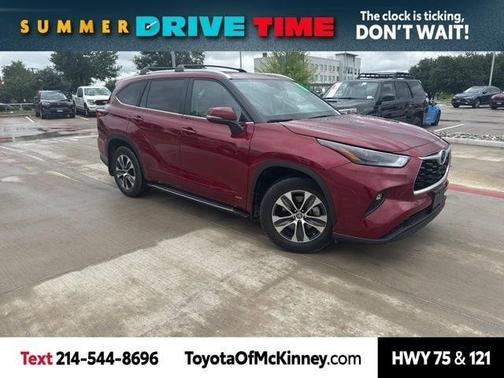 2023 Toyota Highlander Hybrid XLE