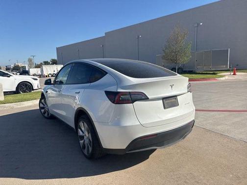 2023 Tesla Model Y Long Range Dual Motor All-Wheel Drive