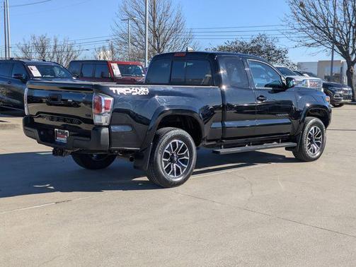 2022 Toyota Tacoma TRD Sport