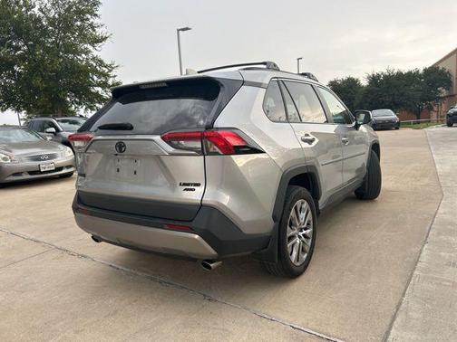 2022 Toyota RAV4 Limited