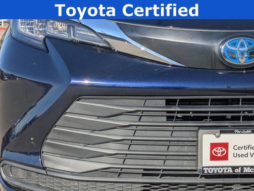 2022 Toyota Sienna LE