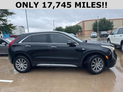 2022 Cadillac XT4 Premium Luxury