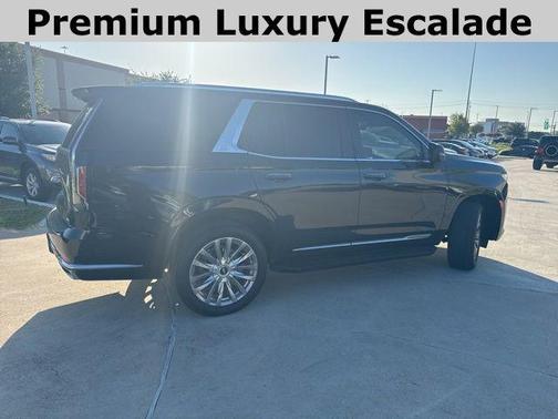 2022 Cadillac Escalade Premium Luxury