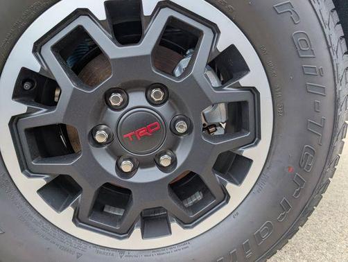2025 Toyota Tacoma TRD Off Road