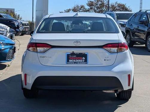 2026 Toyota Corolla Hybrid LE