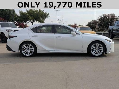 2022 Lexus IS 300 Base