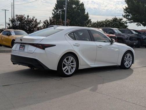2022 Lexus IS 300 Base