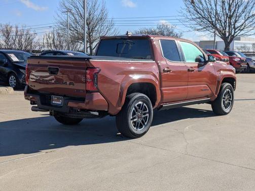 2025 Toyota Tacoma Hybrid TRD Sport