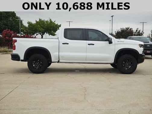 2025 Chevrolet Silverado 1500 ZR2