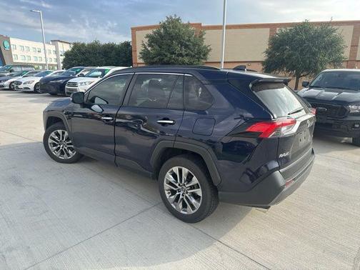 2019 Toyota RAV4 Limited