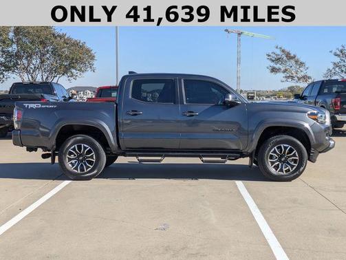 2022 Toyota Tacoma TRD Sport