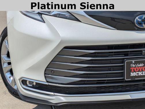 2021 Toyota Sienna Platinum 7 Passenger