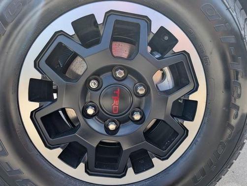 2025 Toyota Tacoma TRD Off Road
