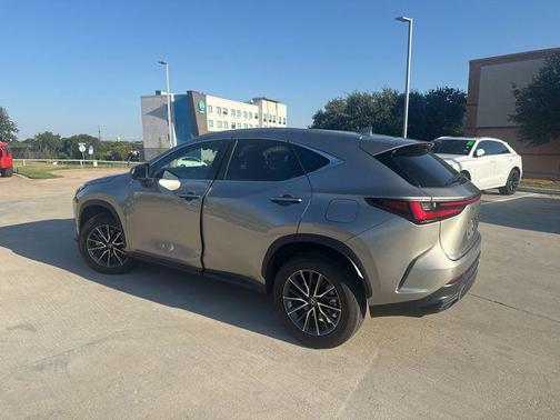 2024 Lexus NX 350h Premium