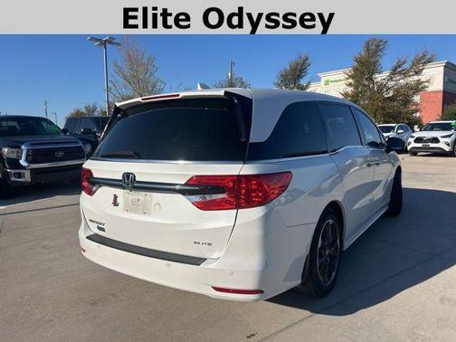 2021 Honda Odyssey Elite