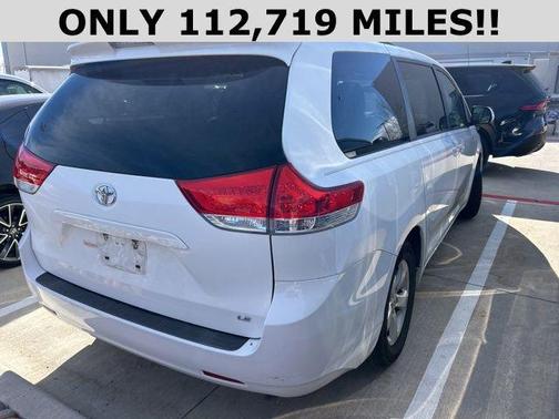 2011 Toyota Sienna LE
