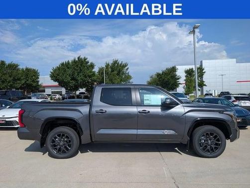 2025 Toyota Tundra Hybrid Platinum