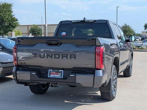 2025 Toyota Tundra Hybrid Platinum