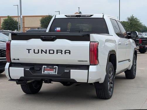 2025 Toyota Tundra Hybrid Platinum