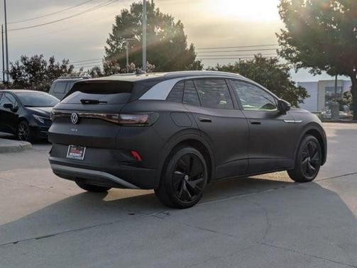 2022 Volkswagen ID.4 Pro S