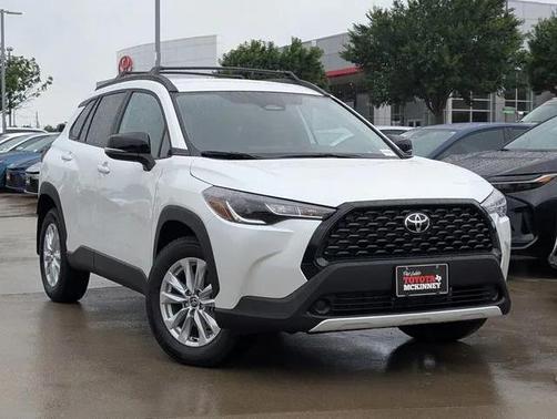2025 Toyota Corolla Cross LE