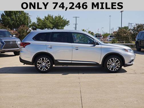 2018 Mitsubishi Outlander ES