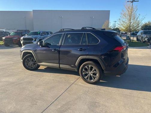 2023 Toyota RAV4 Hybrid XLE Premium