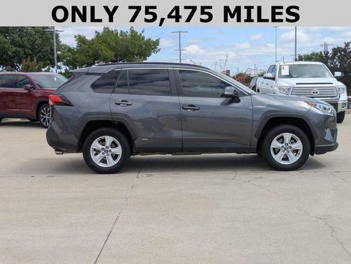 2021 Toyota RAV4 Hybrid XLE