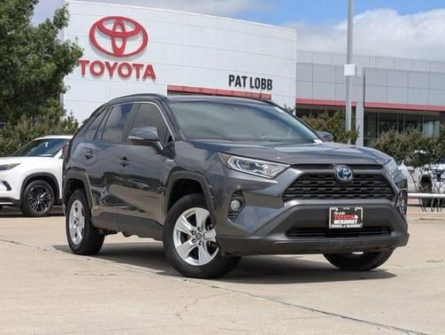 2021 Toyota RAV4 Hybrid XLE