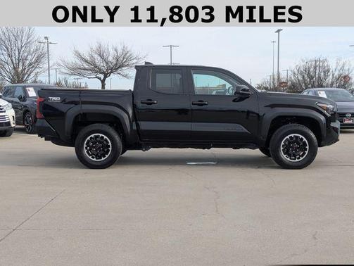 2025 Toyota Tacoma TRD Off Road