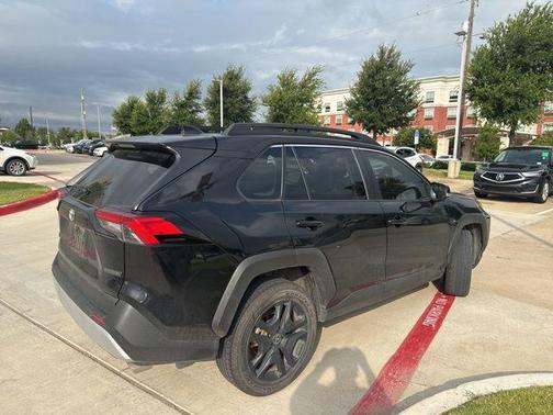 2023 Toyota RAV4 Adventure