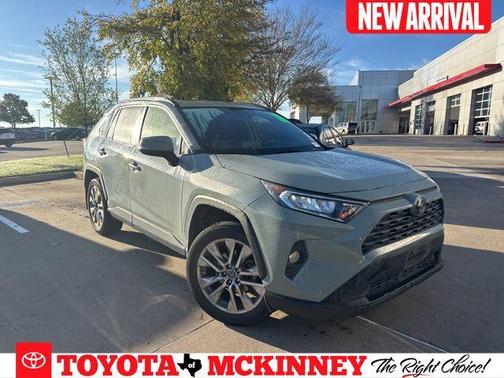 2019 Toyota RAV4 XLE Premium
