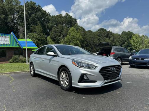 2019 Hyundai SONATA SE