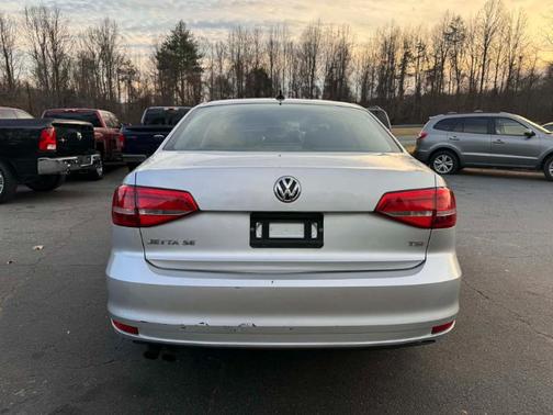 2015 Volkswagen Jetta 1.8T SE