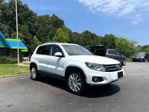2016 Volkswagen Tiguan SE