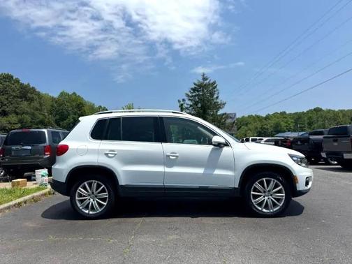 2016 Volkswagen Tiguan SE
