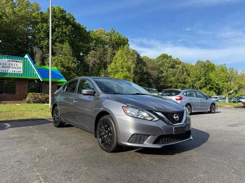 Gray 2016 Nissan Sentra SV