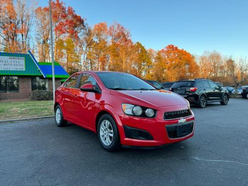 2012 Chevrolet Sonic 2LT