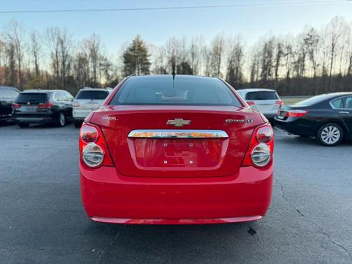 2012 Chevrolet Sonic 2LT