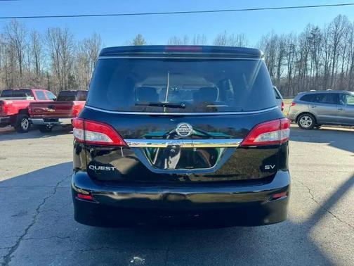 2012 Nissan Quest SV