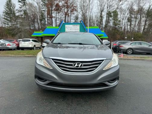 2013 Hyundai SONATA GLS